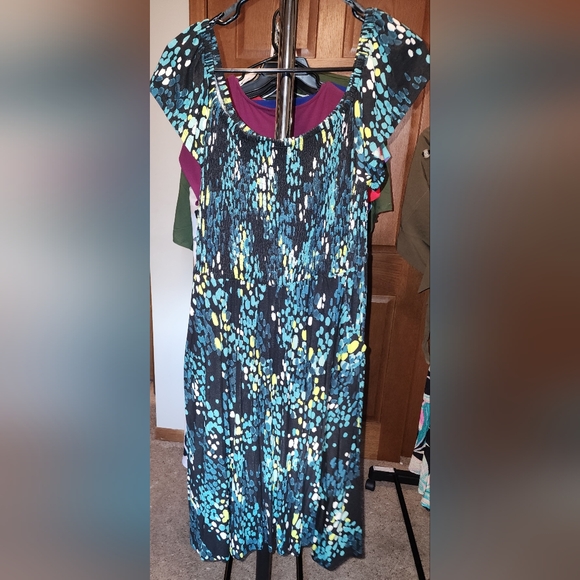 torrid Dresses & Skirts - Torrid off Shoulder Smocked Mini Dress Black/Green/Yellow, NWT